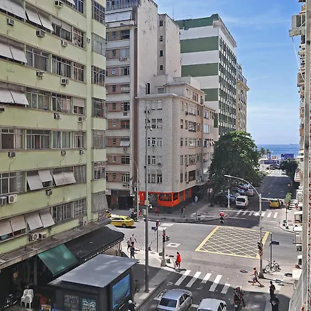 Estudio Vista Lateral Para O Mar Em Copacabana